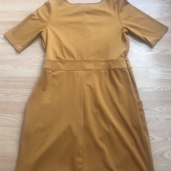 Dress - Picture 2 of 5